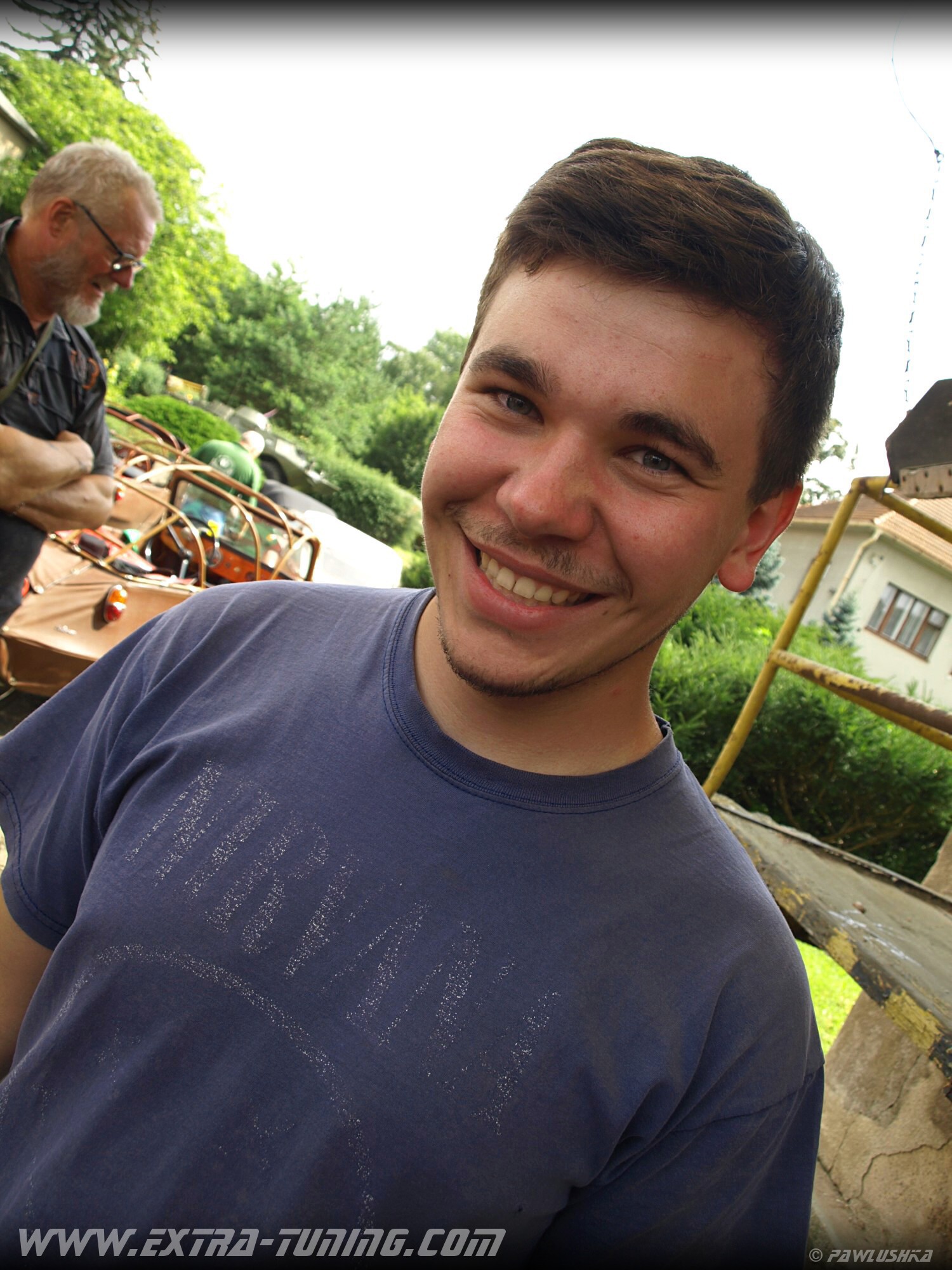 OLYMPUS DIGITAL CAMERA