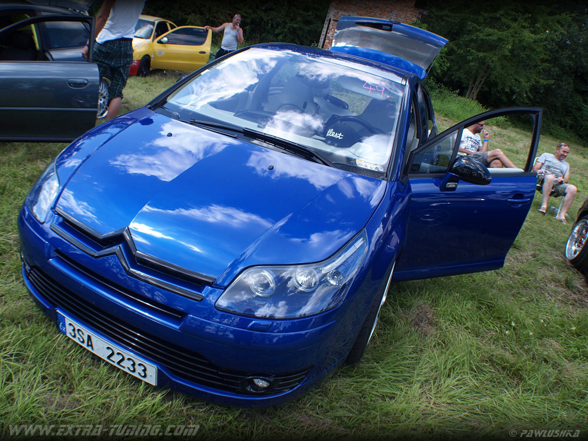 OLYMPUS DIGITAL CAMERA