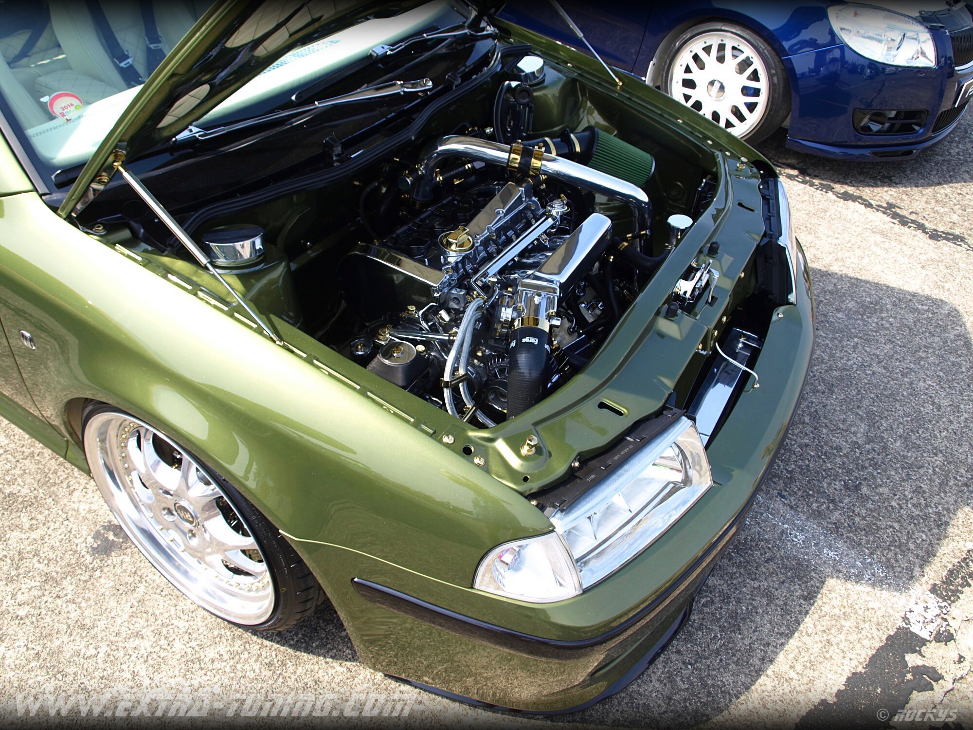 OLYMPUS DIGITAL CAMERA